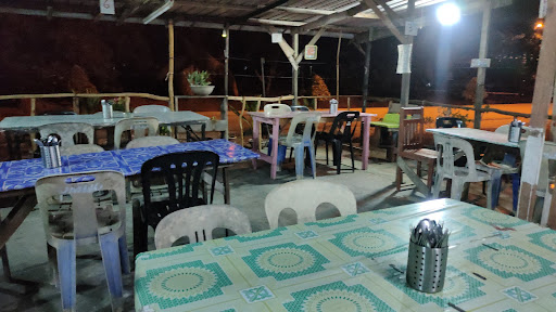 Warung Ngoceh-Ngoceh