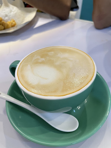 D'NeeQSha Cafe