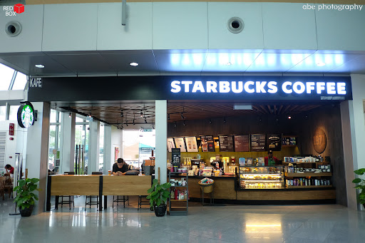 Starbucks Senai Airport