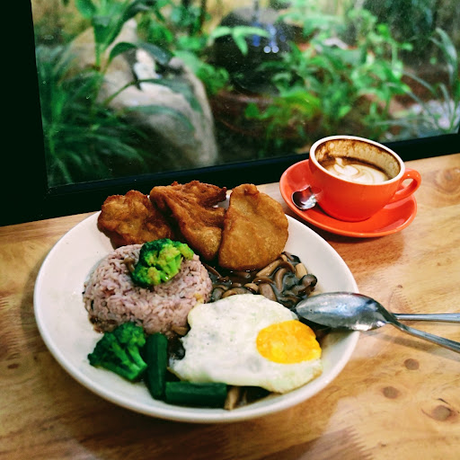 ART NATURE GALLERY CAFE