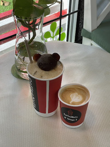 CoffeeNuts Cafe (TR0218485k)