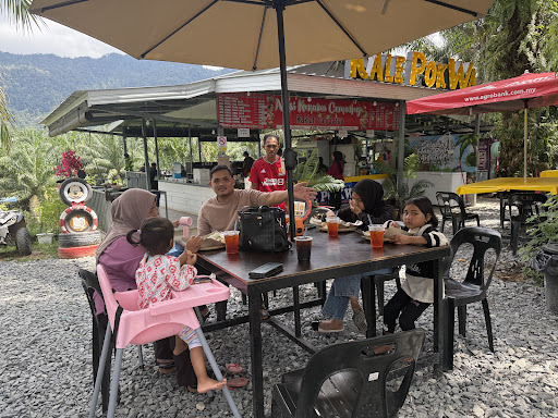 Nasi Kerabu Kaklah Yah satu
