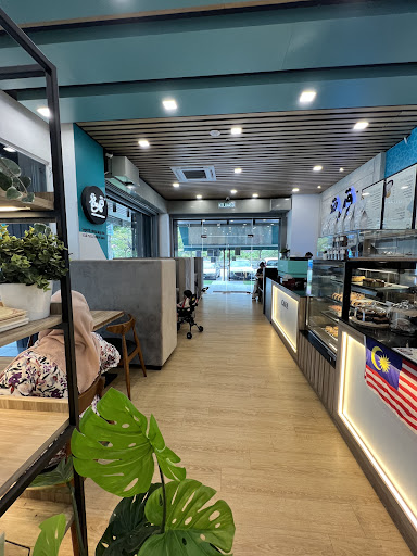 QAHWA CAFE & AL HADDAD MART