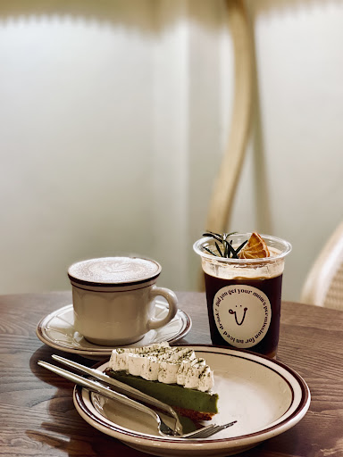 Three Years Old Cafe