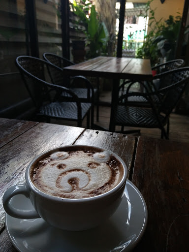 Gusto Cafe
