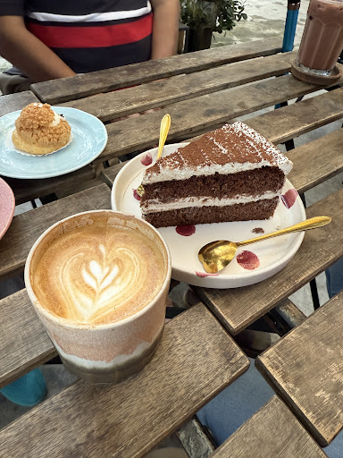 Kafe Rimbun dan Kopi
