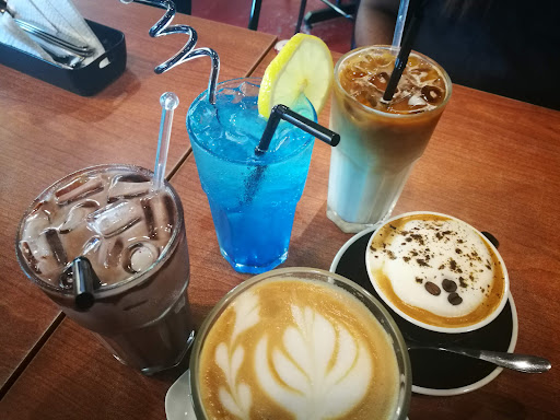Buddies Cafe And Bar
