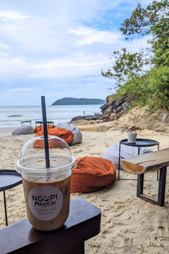Ngopi Pantai Beachfront Coffeeshop