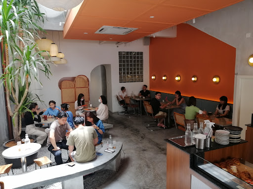 Kin by The Daily Fix