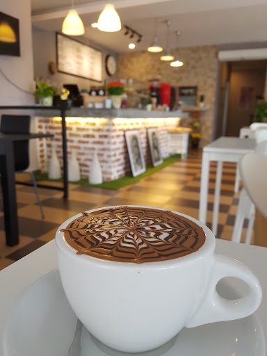 Hovin Coffee & Bakers