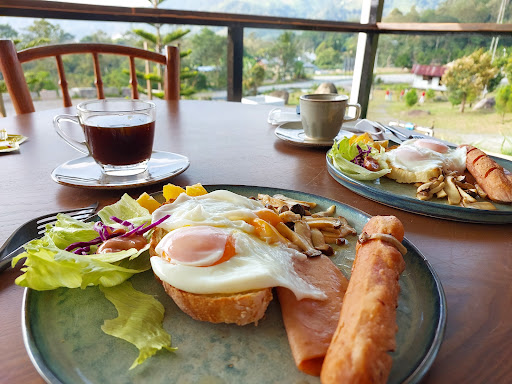 Leng's Cafe
