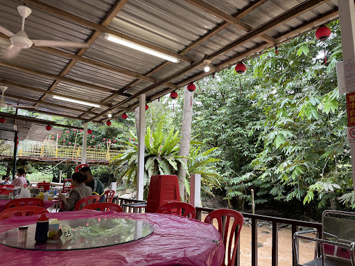 Restoran Fantasy Valley