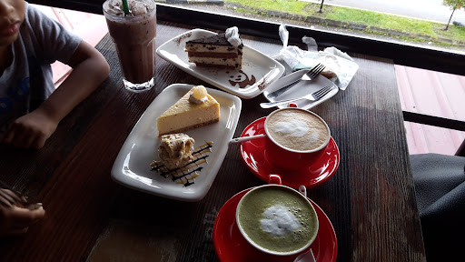 La Fame Cafe(B' Cafe)