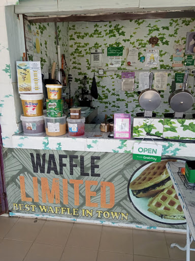 Zam coconut shake &waffle