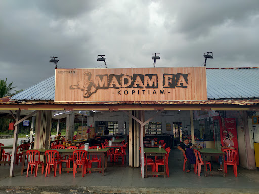 Madam Fa Kopitiam