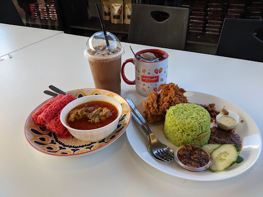 Aidilbadri Strawberries Cafe & Farm Aidilbadri Strawberries Cafe & Farm
