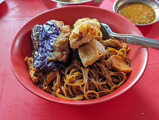 New Village Ah Guang Kopitiam