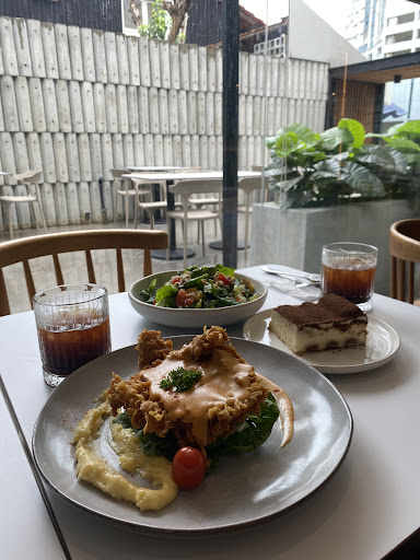 Fifteen Cafe