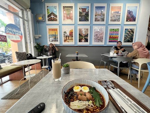Bumbung Biru Cafe Bumbung Biru Cafe