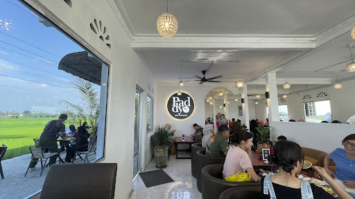 PADDY CAFE & RESTAURANT PADDY CAFE & RESTAURANT