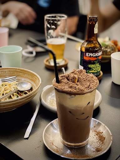 1 M specialty coffee house