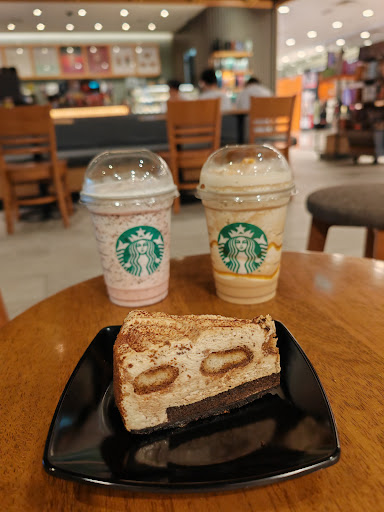 Starbucks Lotus's Tanjung Pinang Starbucks Lotus's Tanjung Pinang