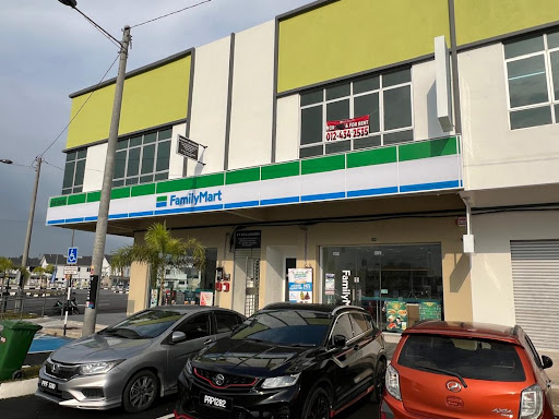 FamilyMart Tasek Gelugor
