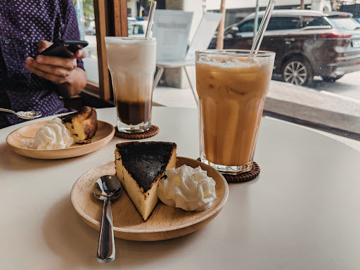 PBUY Store & DRINKÄ Coffee