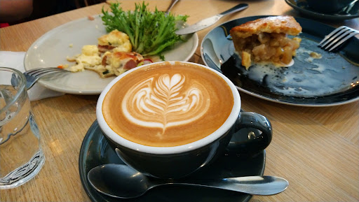 Six And A Half Cafe