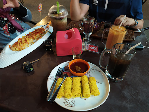 BISTRO DAN KAFE MAT REZEKI