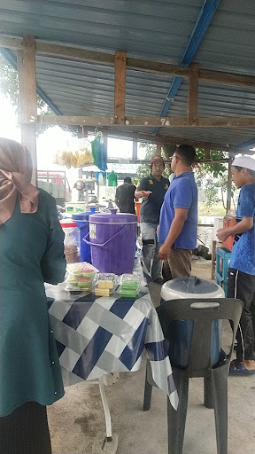 Gerai makyun viral cendol pukut durian