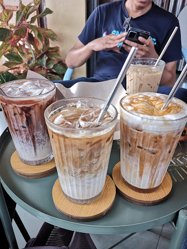 Seduh es kopi