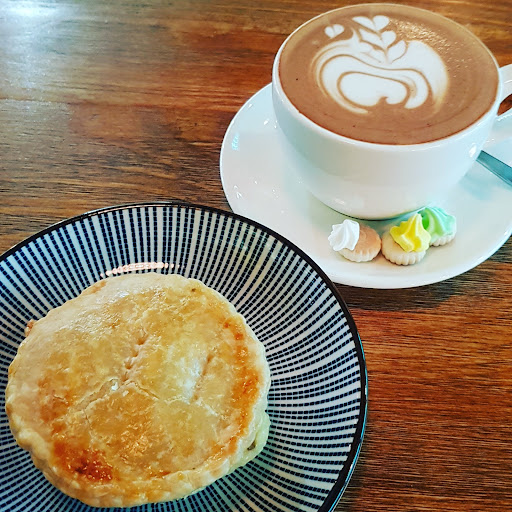 The 1985 Coffee & The Living Room @ Plaza 333