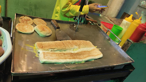 MIRA GREEN CAFFE