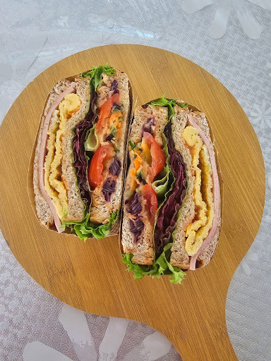 The Hungry Hut