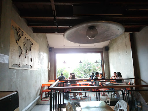 BEV C multi-label store