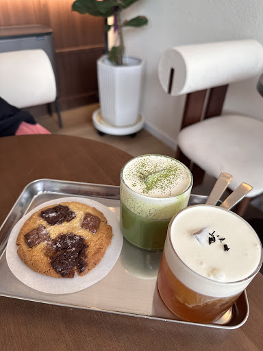 DASH coffee DASH coffee