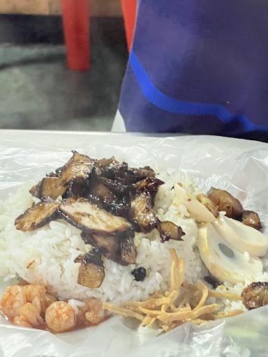 吉胆岛驰名叉烧饭