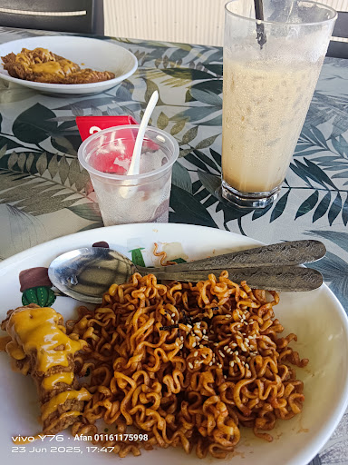 Restoria Cafe LD
