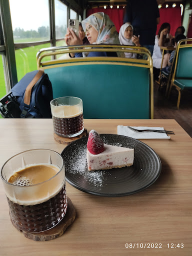 Sekinchan Bus Cafe Sekinchan Bus Cafe