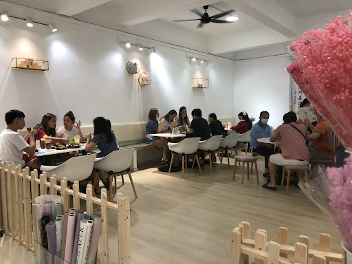 Haru Fuyu Florist Cafe