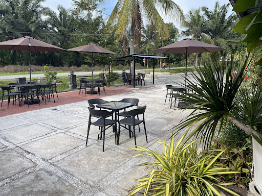 Yat' Dlaman Cafe