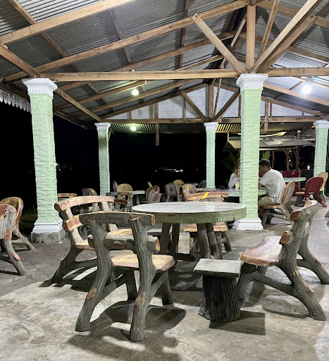 Tussy Cafe