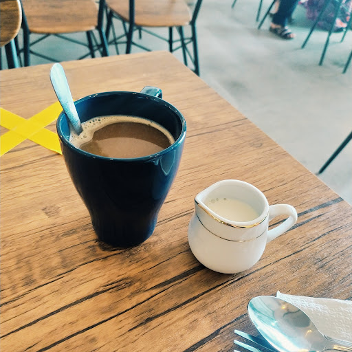 KA.SUT Cafe & Bistro