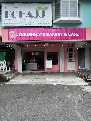 DOUGHNATE BAKERY & CAFE
