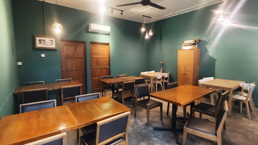 Tingkat Atas Canteen 二楼后座 Tingkat Atas Canteen 二楼后座